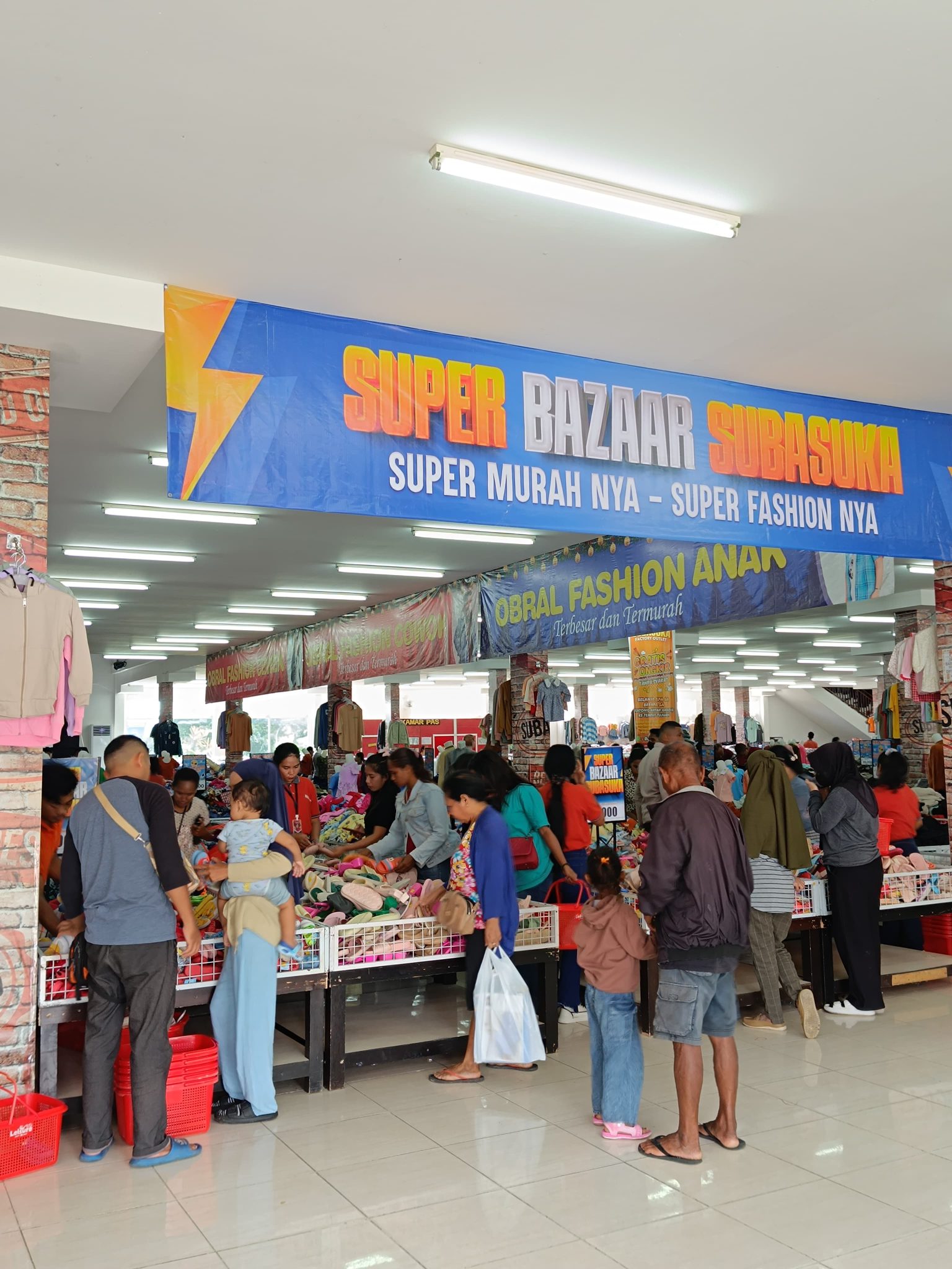 Super Bazaar PROMO SUPER BAZAAR SUBASUKA Diburu Pembeli, Seluruh Item Barang Mulai ...