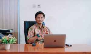 Prof. Dr. Kristoko Dwi Hartomo, S.Kom., M.Kom.