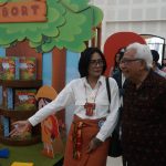 Rektor UKSW Profesor Intiyas Utami dan Rektor UKSW Periode 1983-1993 Profesor (HC). Willi Toisuta, mengunjungi Diskomvision 2025, Senin (19-05-2025) di Graha Korpri Salatiga.