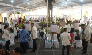 Diseminasi Tugas Talenta Unggul Fakultas Hukum UKSW di acara Law Festival for Public Service di Gedung DPRD Kota Salatiga (2)