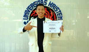 Panji Satyawan Tri Putranto Mahasiswa FId UKSW resmi dinobatkan sebagai Duta Peduli Sejarah Jawa Tengah 2025, baru-baru ini. (3)