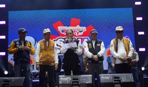 Sambutan hangat datang dari Rektor Intiyas yang hadir bersama jajaran pimpinan universitas dalam gelaran Welcoming Party 2025, Rabu (12-11-2025). (3)
